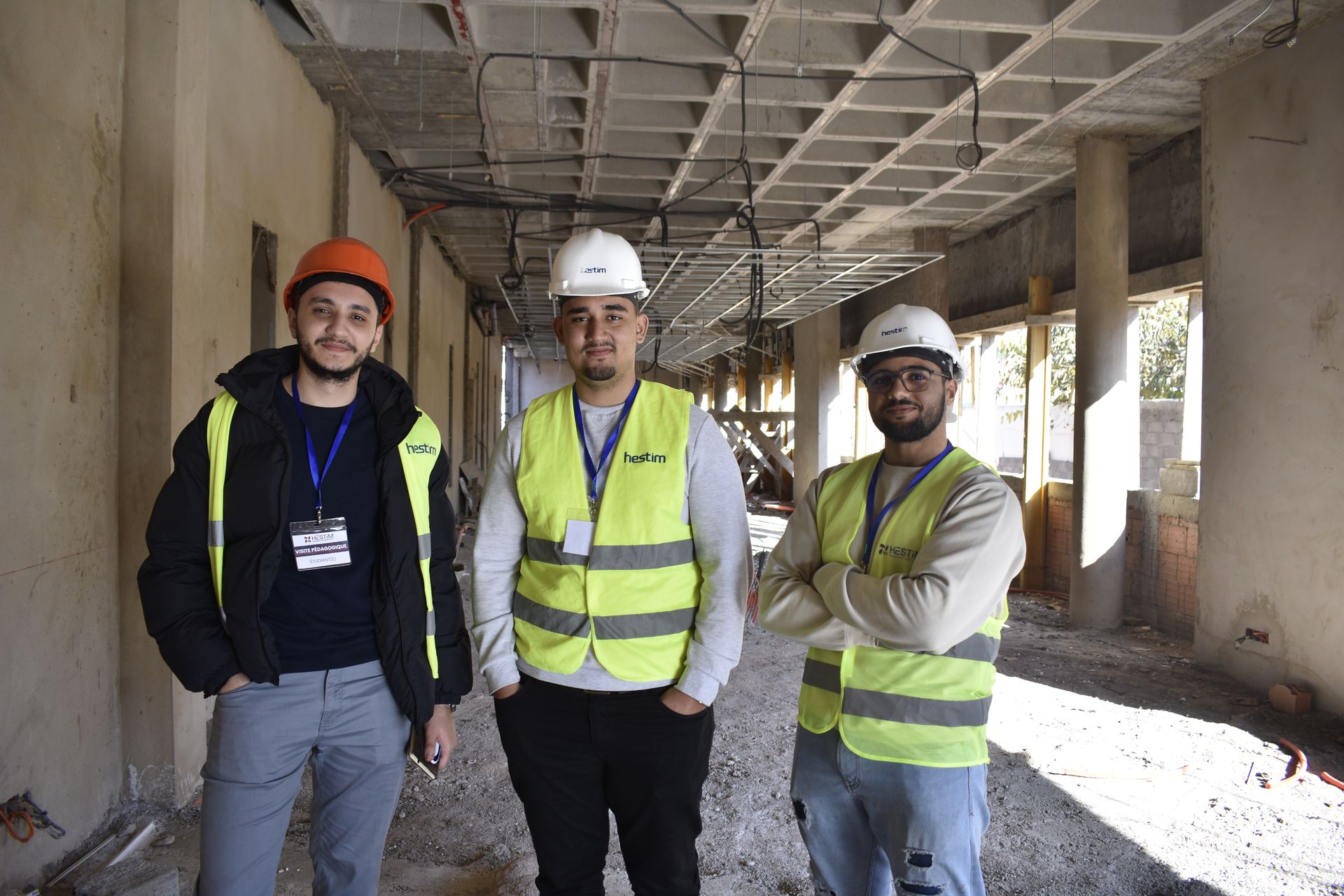 Étudiants HESTIM en visite de chantier de Génie Civil